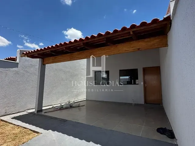 Casa com 138m² 2 quartos e 1 banheiro, à venda, no bairro Área Rural de Abadia de Goiás em Abadia de Goiás