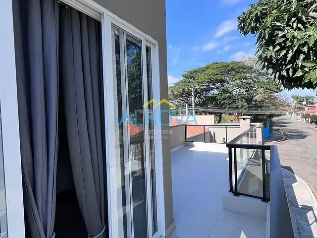 Casa com 250m² 4 quartos e 4 banheiros, à venda, no bairro Conjunto Residencial Trinta e Um de Março em São José dos Campos