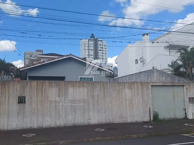 Casa 2 quartos e 1 banheiro, à venda, no bairro Oficinas em Ponta Grossa