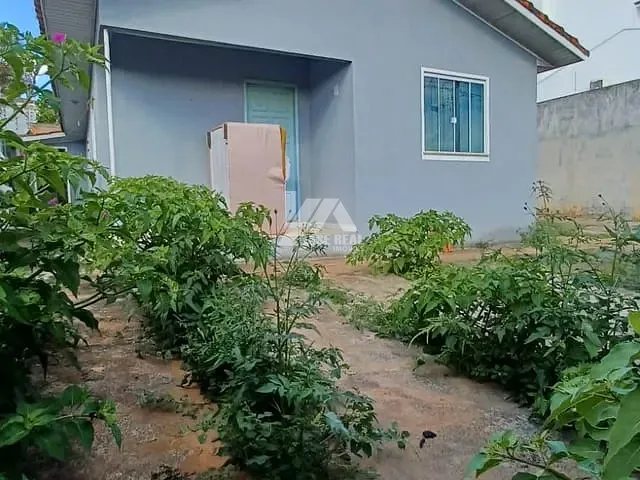 Casa 2 quartos e 1 banheiro, à venda, no bairro Oficinas em Ponta Grossa