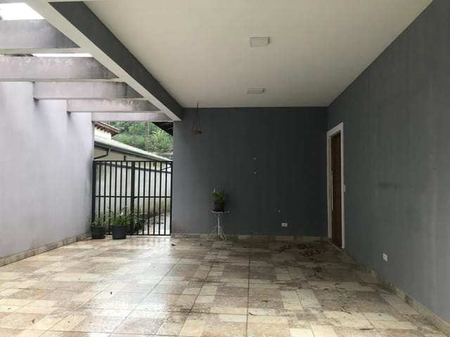 Casa com 504m² 2 quartos e 2 banheiros, à venda, no bairro Portal do Santa Paula em Cotia