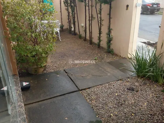 Casa com 360m² 4 quartos e 3 banheiros, à venda, no bairro Parque São Caetano em Campos dos Goytacazes