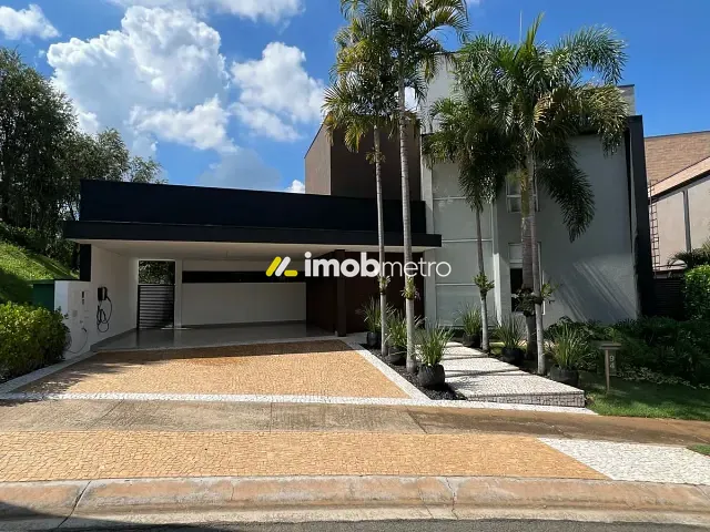 Casa com 400m² 3 quartos e 4 banheiros, à venda, no bairro Loteamento Parque dos Alecrins em Campinas