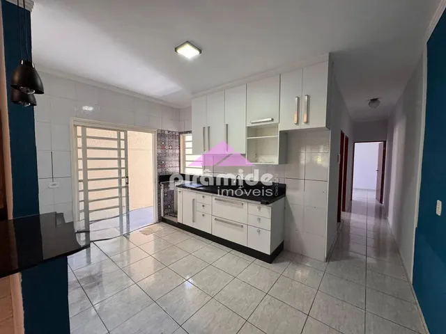 Casa com 144m² 2 quartos e 1 banheiro, à venda ou para alugar, no bairro Jardim Santa Luzia em São José Dos Campos