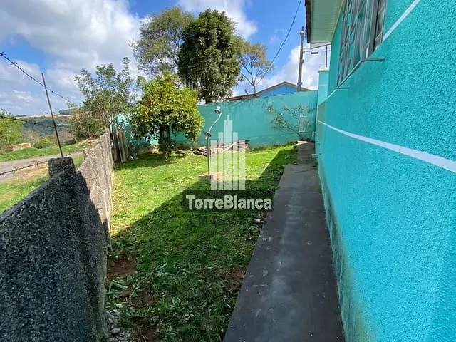 Casa com 312m² 2 quartos e 1 banheiro, à venda, no bairro Periquitos em Ponta Grossa