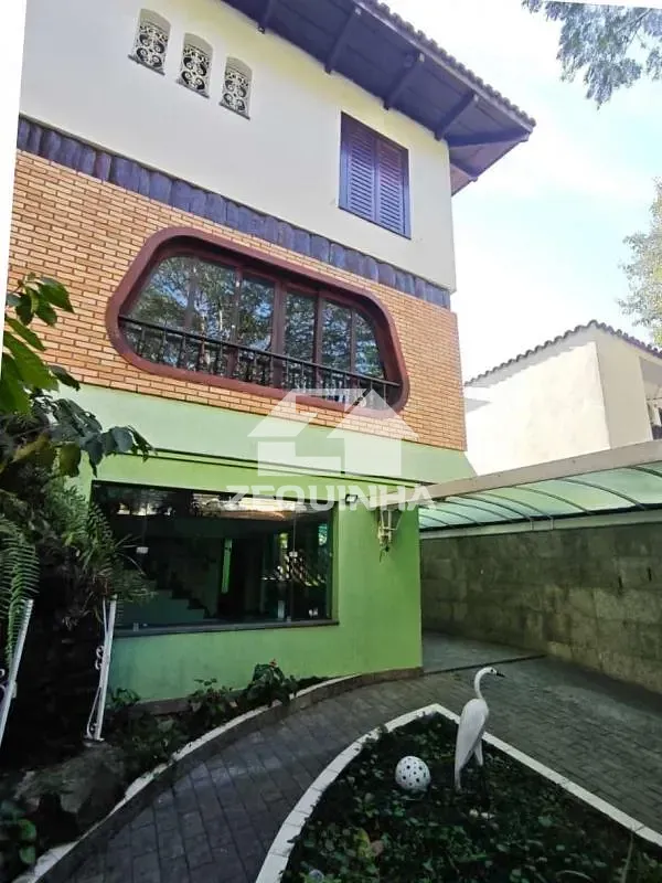 Casa, 4 quartos, 319 m² - Foto 2
