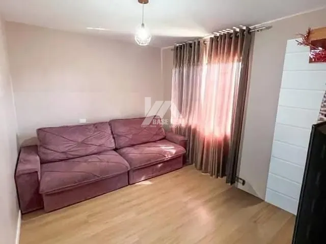 Casa com 490m² 3 quartos e 2 banheiros, à venda, no bairro Uvaranas em Ponta Grossa