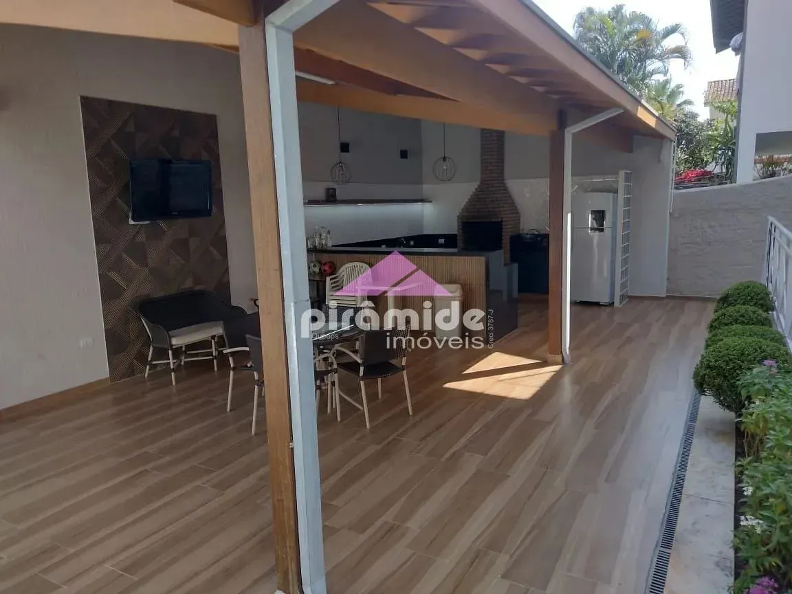 Casa, 3 quartos, 240 m² - Foto 9