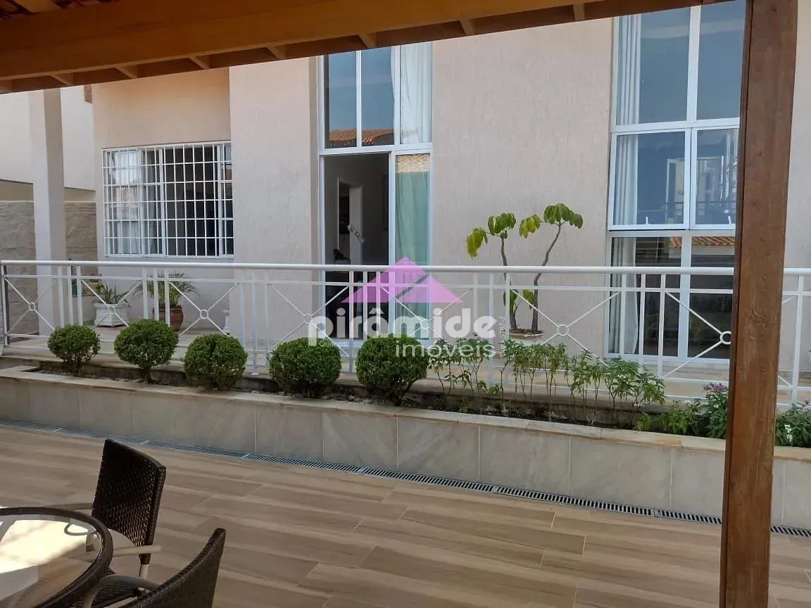 Casa, 3 quartos, 240 m² - Foto 15