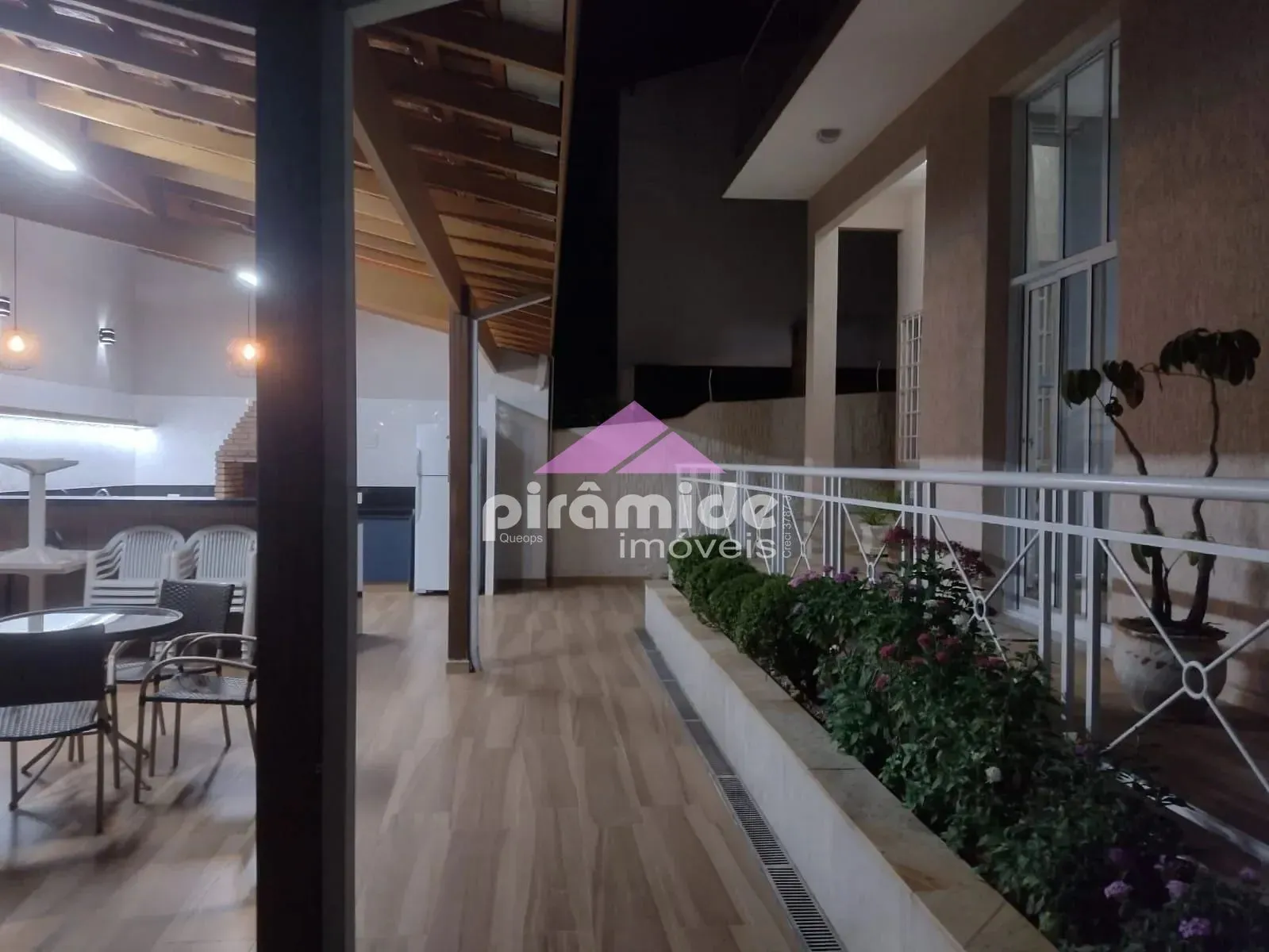 Casa, 3 quartos, 240 m² - Foto 28