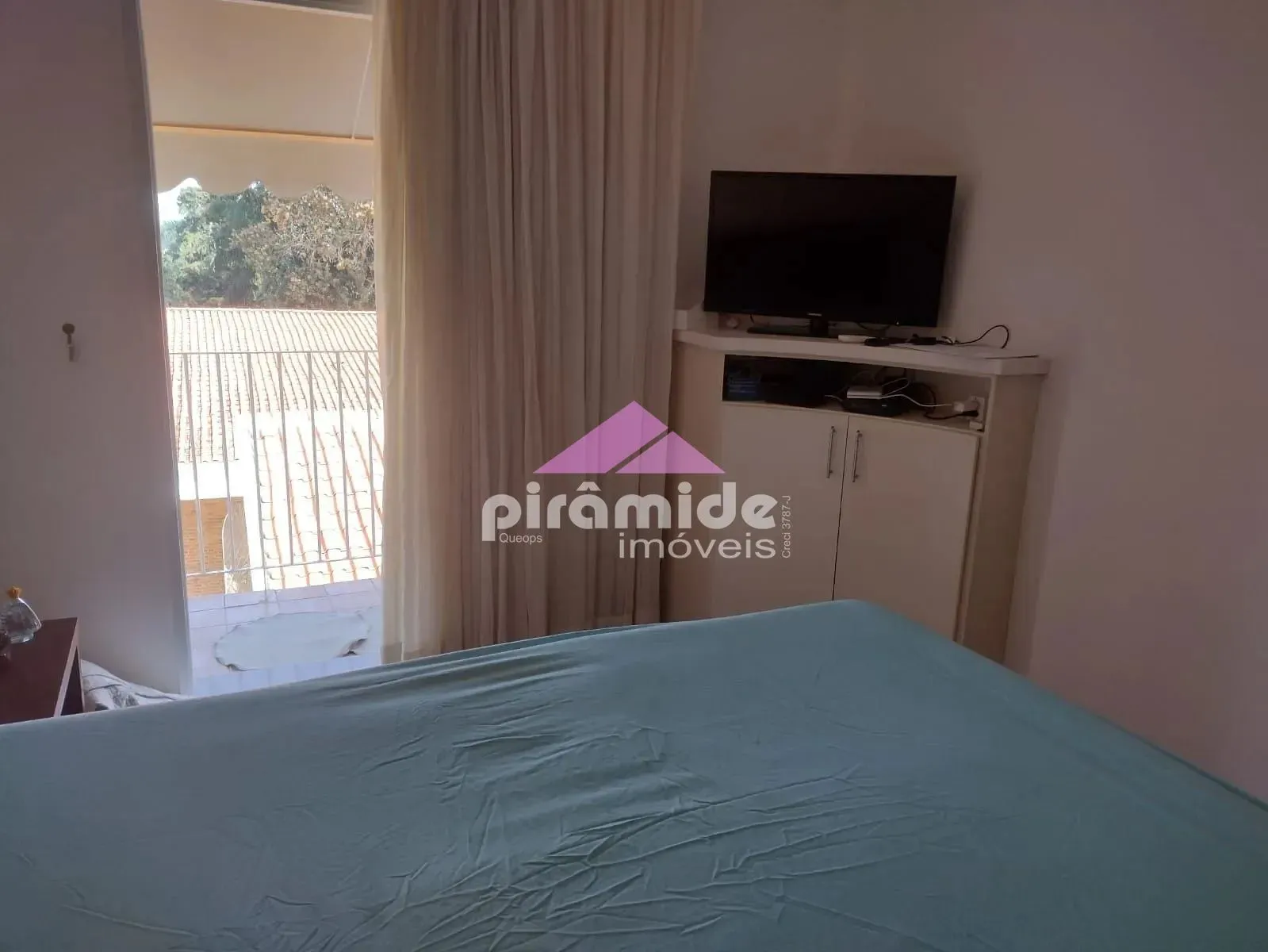 Casa, 3 quartos, 240 m² - Foto 33
