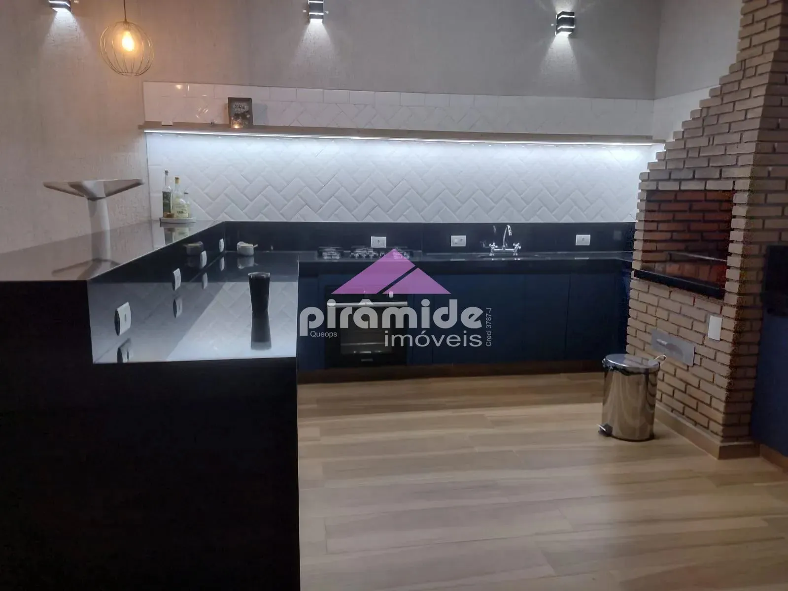 Casa, 3 quartos, 240 m² - Foto 35