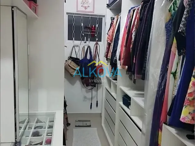 Casa com 175m² 3 quartos e 3 banheiros, à venda, no bairro Loteamento Villa Branca em Jacareí