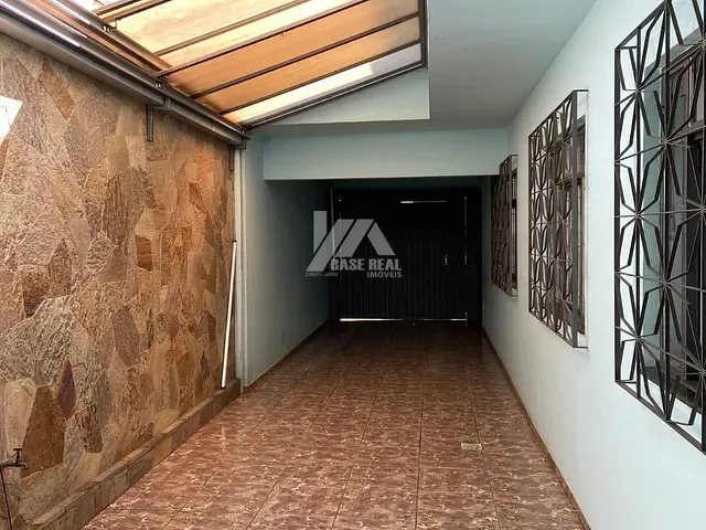 Casa 4 quartos e 4 banheiros, à venda, no bairro Contorno em Ponta Grossa