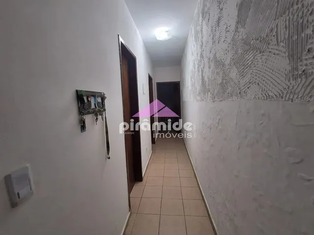 Casa com 10m² 3 quartos e 1 banheiro, para alugar, no bairro Morro do Algodão em Caraguatatuba