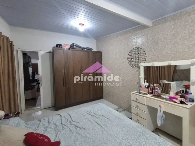 Casa com 10m² 3 quartos e 1 banheiro, para alugar, no bairro Morro do Algodão em Caraguatatuba
