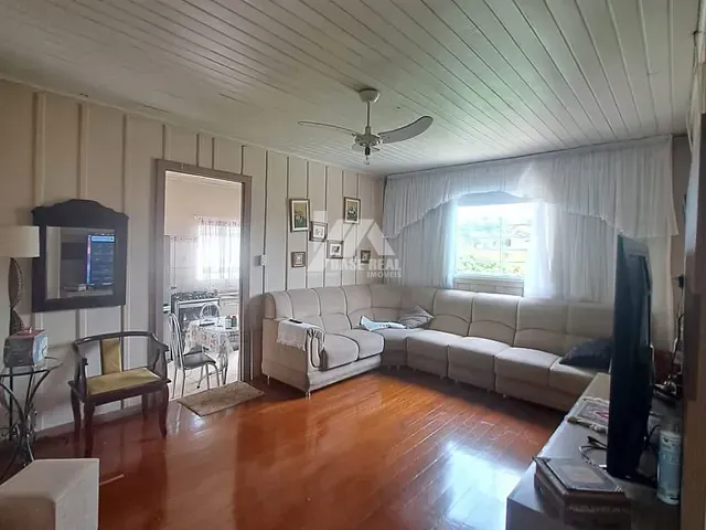 Casa 3 quartos e 2 banheiros, à venda, no bairro Chapada em Ponta Grossa