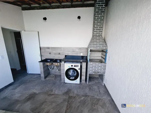 Casa 3 quartos e 3 banheiros, para alugar, no bairro Vargem Pequena em Rio de Janeiro