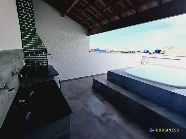 Casa 3 quartos e 3 banheiros, para alugar, no bairro Vargem Pequena em Rio de Janeiro