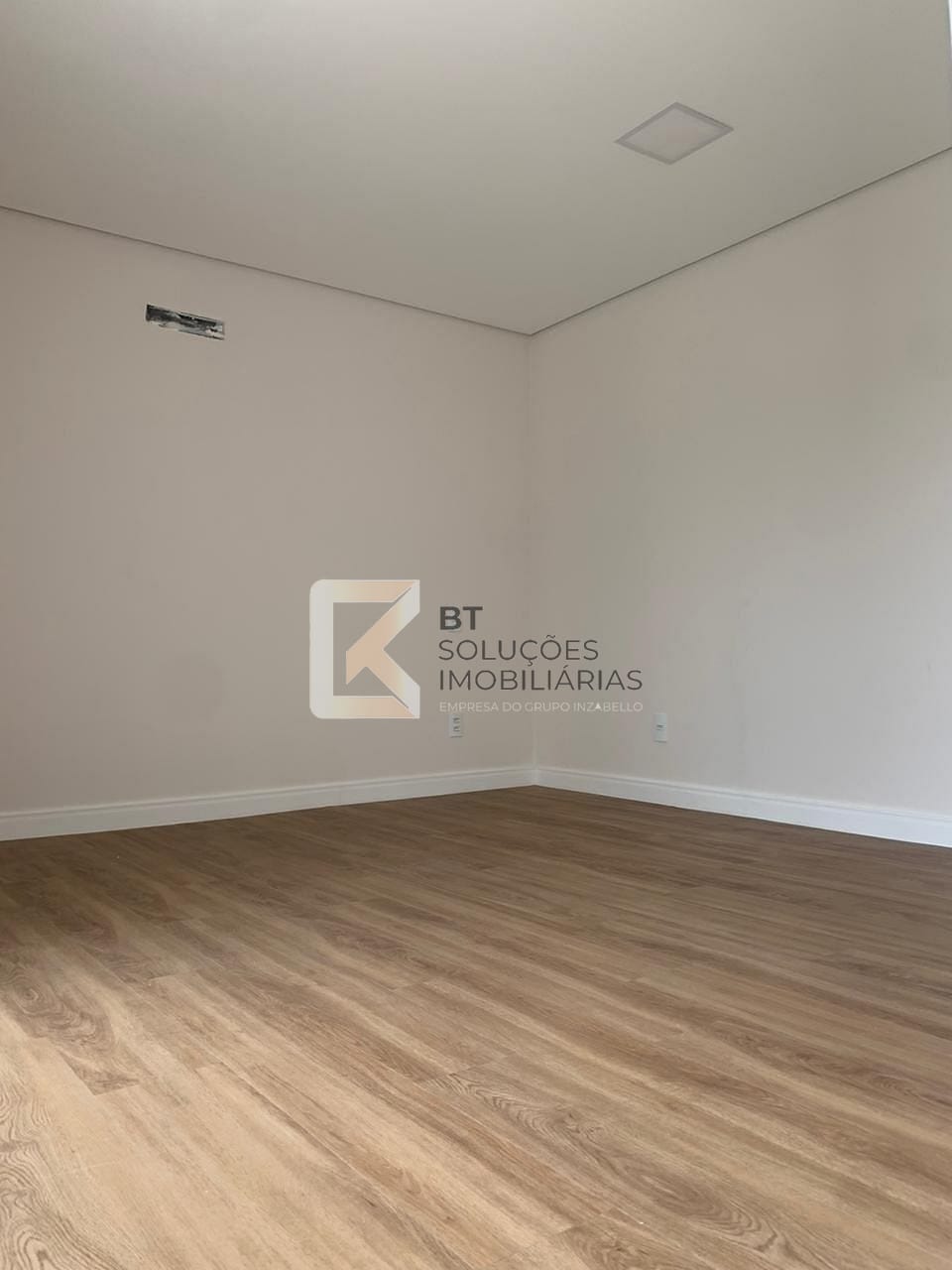 Casa, 3 quartos, 259 m² - Foto 30