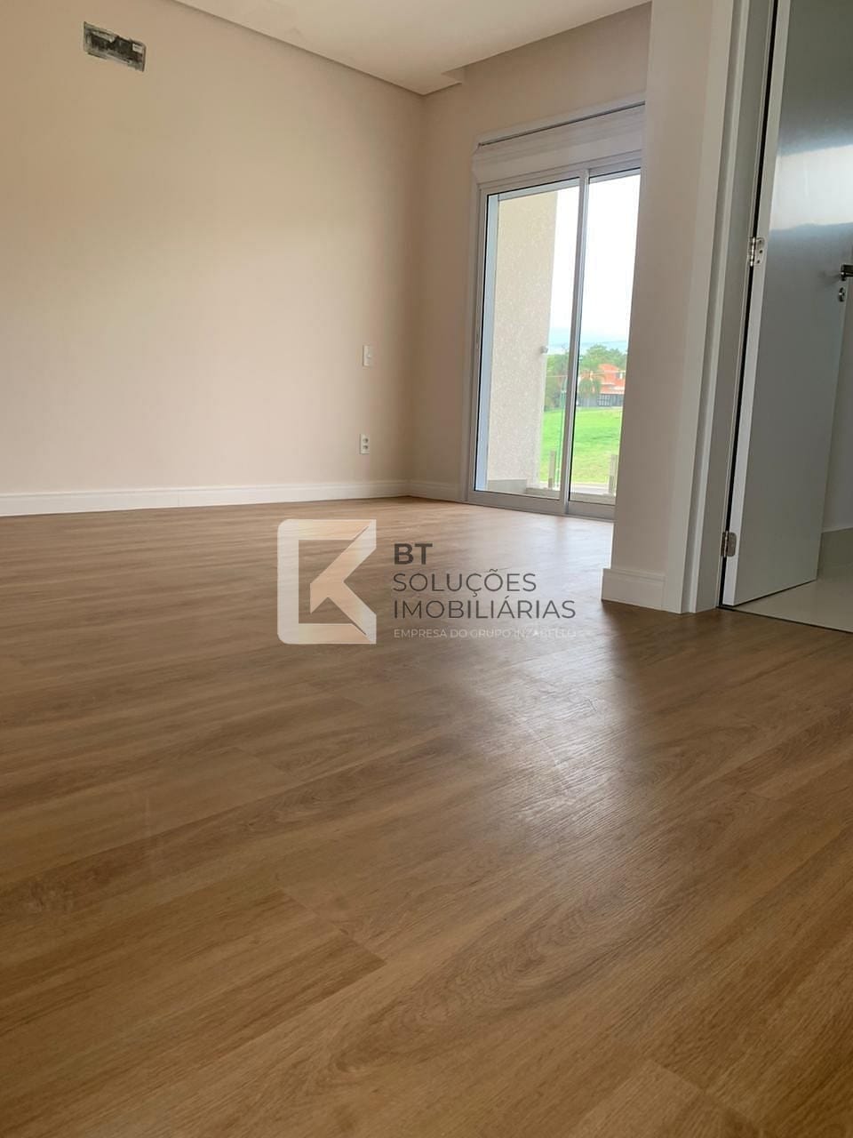 Casa, 3 quartos, 259 m² - Foto 37