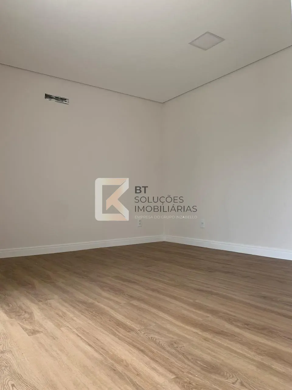 Casa, 3 quartos, 259 m² - Foto 30