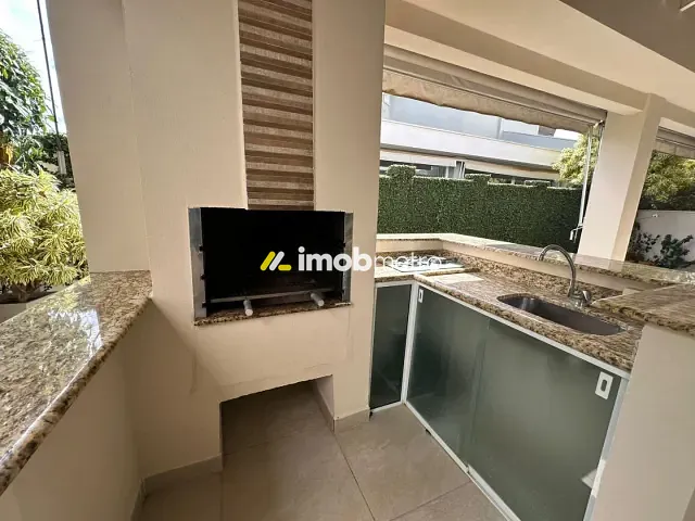 Casa com 390m² 4 quartos e 6 banheiros, para alugar, no bairro Loteamento Alphaville Campinas em Campinas