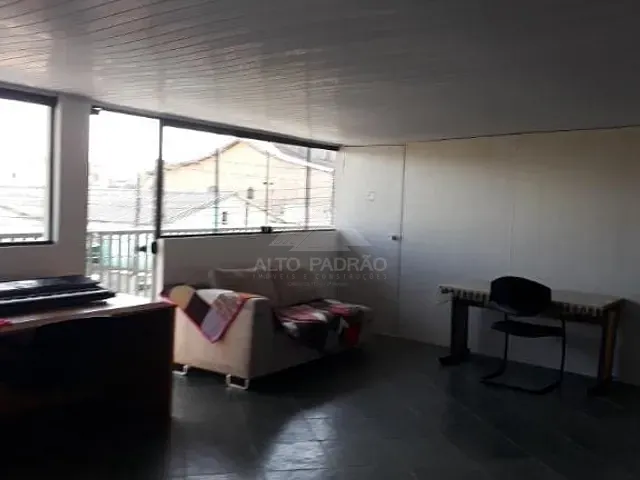 Casa com 500m² 6 quartos e 4 banheiros, à venda, no bairro Vila Assis Brasil em Mauá