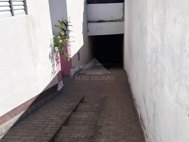Casa com 500m² 6 quartos e 4 banheiros, à venda, no bairro Vila Assis Brasil em Mauá