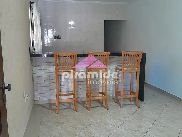 Casa com 10m² 2 quartos e 2 banheiros, à venda, no bairro Porto Novo em Caraguatatuba