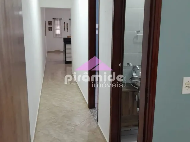 Casa com 10m² 2 quartos e 2 banheiros, à venda, no bairro Porto Novo em Caraguatatuba