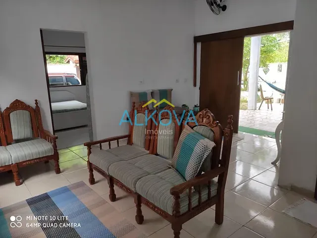 Casa com 380m² 2 quartos e 2 banheiros, à venda, no bairro Massaguaçu em Caraguatatuba