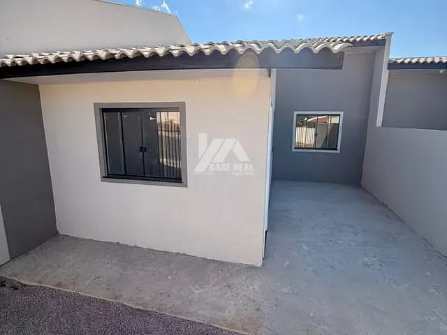 Casa 2 quartos e 1 banheiro, à venda, no bairro Contorno em Ponta Grossa