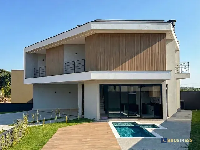 Casa com 311m² 3 quartos e 4 banheiros, à venda, no bairro Parque Brasil 500 em Paulínia