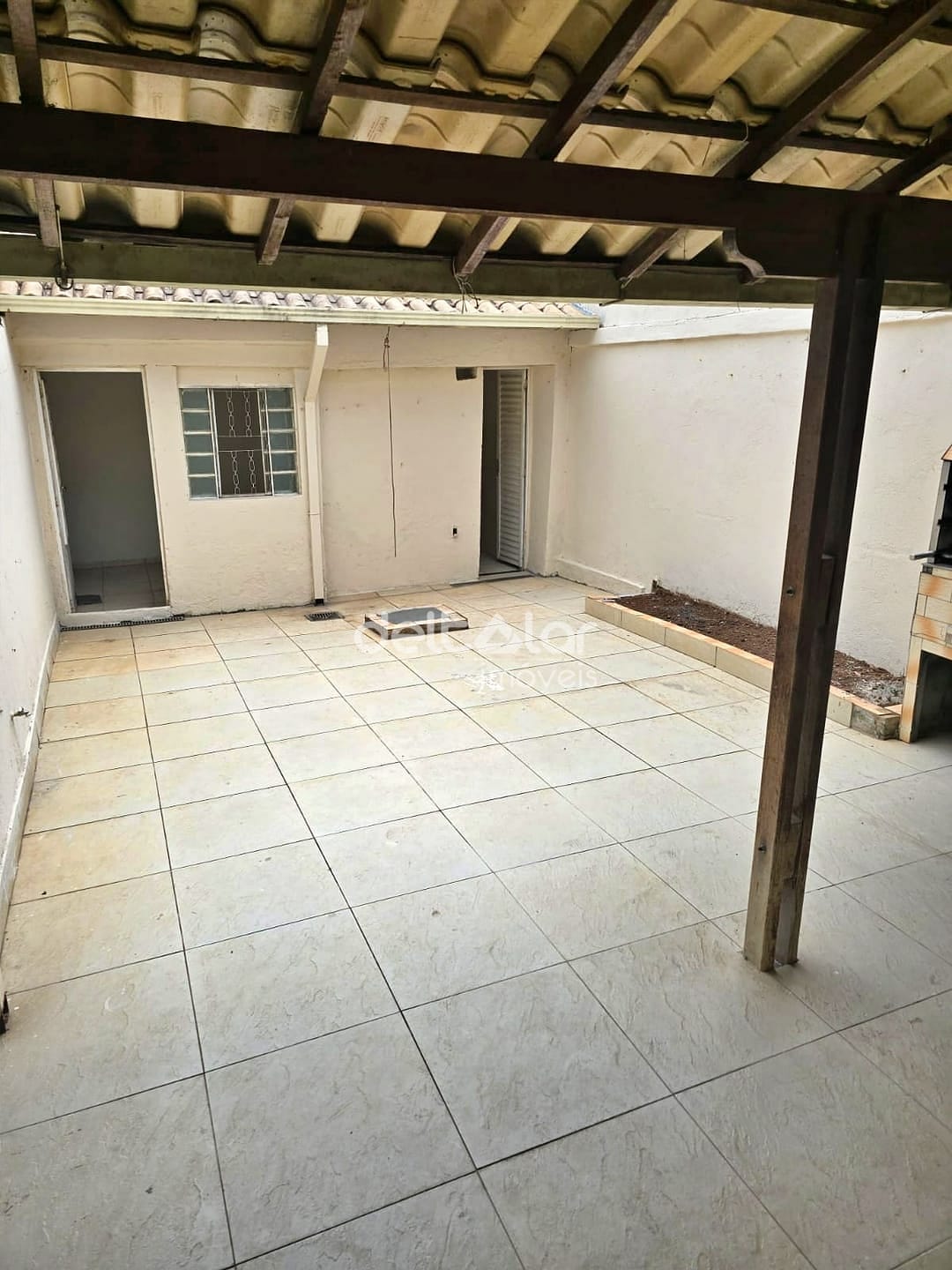 Casa para alugar com 4 quartos, 195m² - Foto 33