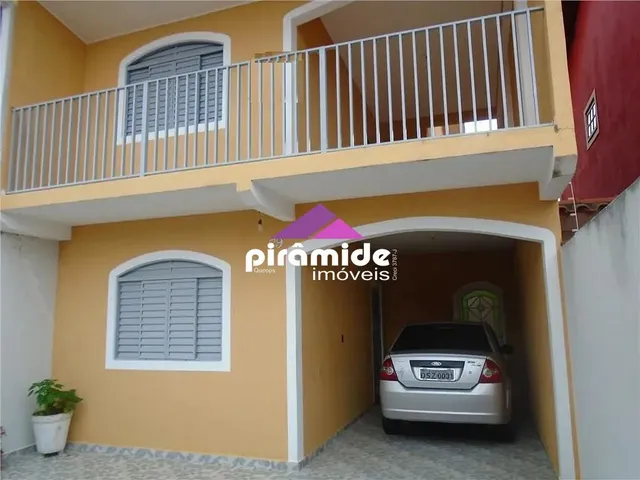 Casa com 140m² 4 quartos e 2 banheiros, à venda, no bairro Jardim Portugal em São José Dos Campos