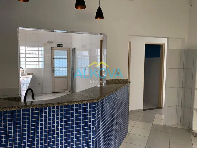 Casa à venda ou para alugar, no bairro Jardim América em São José dos Campos