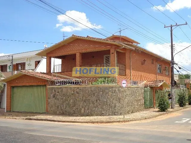 Casa com 330m² 5 quartos e 4 banheiros, à venda, no bairro Cidade Jardim em Rio Claro