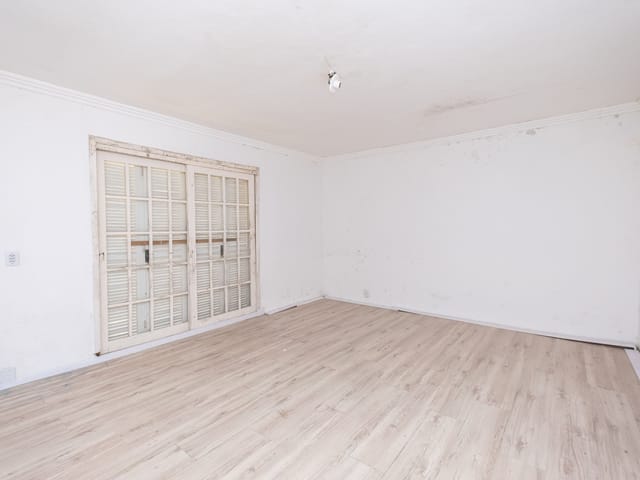 Casa 4 quartos e 3 banheiros, à venda ou para alugar, no bairro Centro em Pelotas