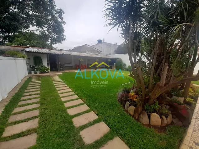 Casa 5 quartos e 4 banheiros, à venda, no bairro Vila Maria em São José dos Campos