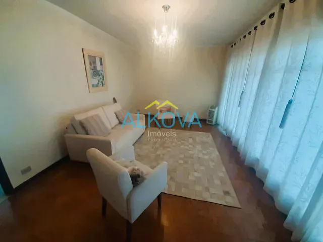 Casa 5 quartos e 4 banheiros, à venda, no bairro Vila Maria em São José dos Campos