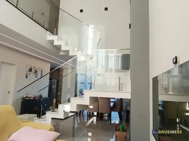 Casa com 251m² 3 quartos e 4 banheiros, à venda, no bairro Residencial Jardim do Jatobá em Hortolândia