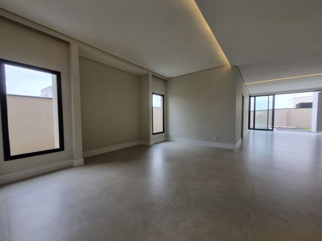 Casa com 469m² 4 quartos e 6 banheiros, à venda, no bairro Condomínio Residencial Alphaville II em São José dos Campos