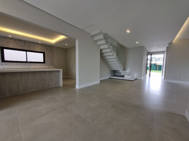 Casa com 469m² 4 quartos e 6 banheiros, à venda, no bairro Condomínio Residencial Alphaville II em São José dos Campos