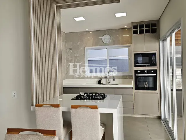 Casa 3 quartos e 4 banheiros, à venda, no bairro Parque Brasil 500 em Paulínia