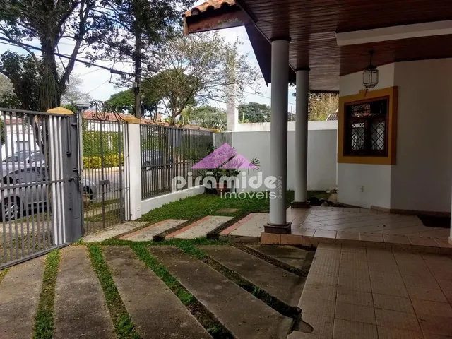 Casa com 450m² 3 quartos e 5 banheiros, para alugar, no bairro Jardim Esplanada em São José Dos Campos