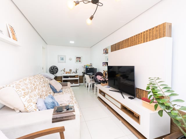 Casa com 150m² 3 quartos e 3 banheiros, à venda, no bairro Areal em Pelotas