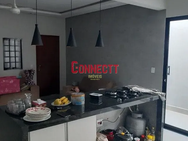 Casa com 250m² 3 quartos e 2 banheiros, à venda, no bairro Residencial e Comercial Palmares em Ribeirão Preto