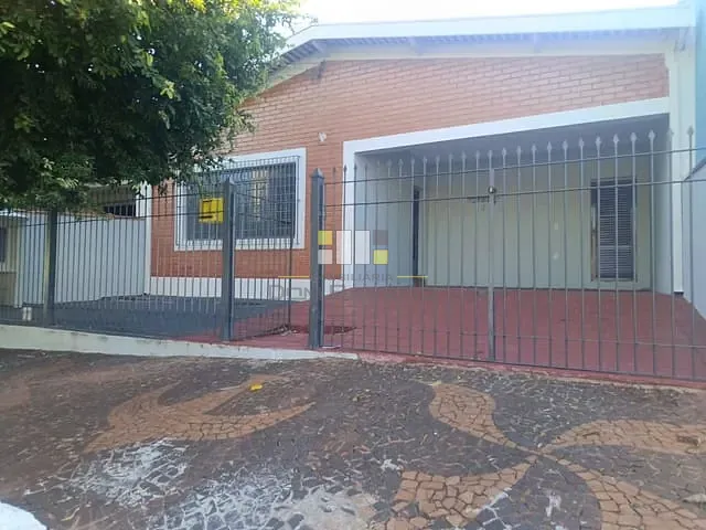 Casa com 250m² 3 quartos e 1 banheiro, à venda, no bairro Jardim Marchissolo em Sumaré