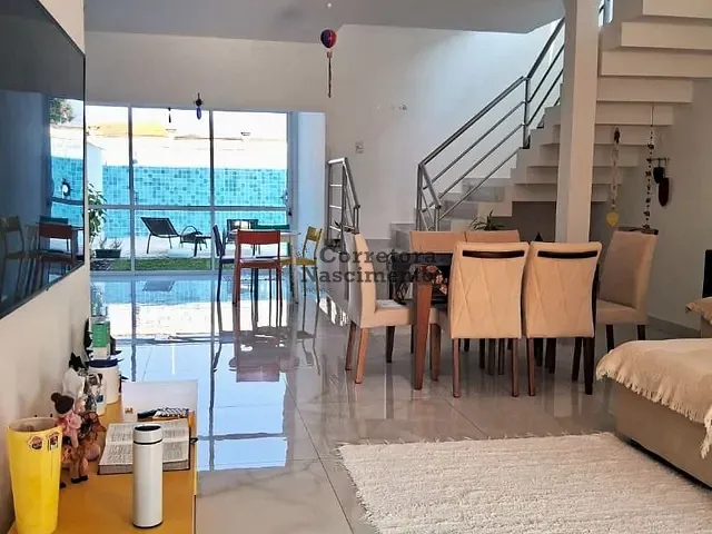 Casa com 212m² 3 quartos e 4 banheiros, à venda, no bairro Jardim Jacinto em Jacareí